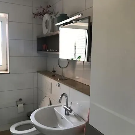 Helle 3-zimmer Eigentumswohnung, Aufzug, Balkon Appartement